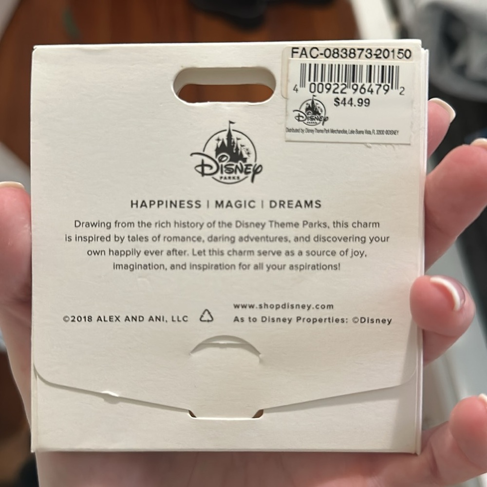2018 Alex and Ani Disney Parks Bracelet - Picture 2 of 2